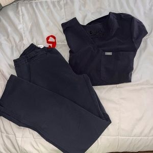 Dark grey figs scrubs set